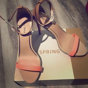 BRAND NEW Balewen Peach High Heels